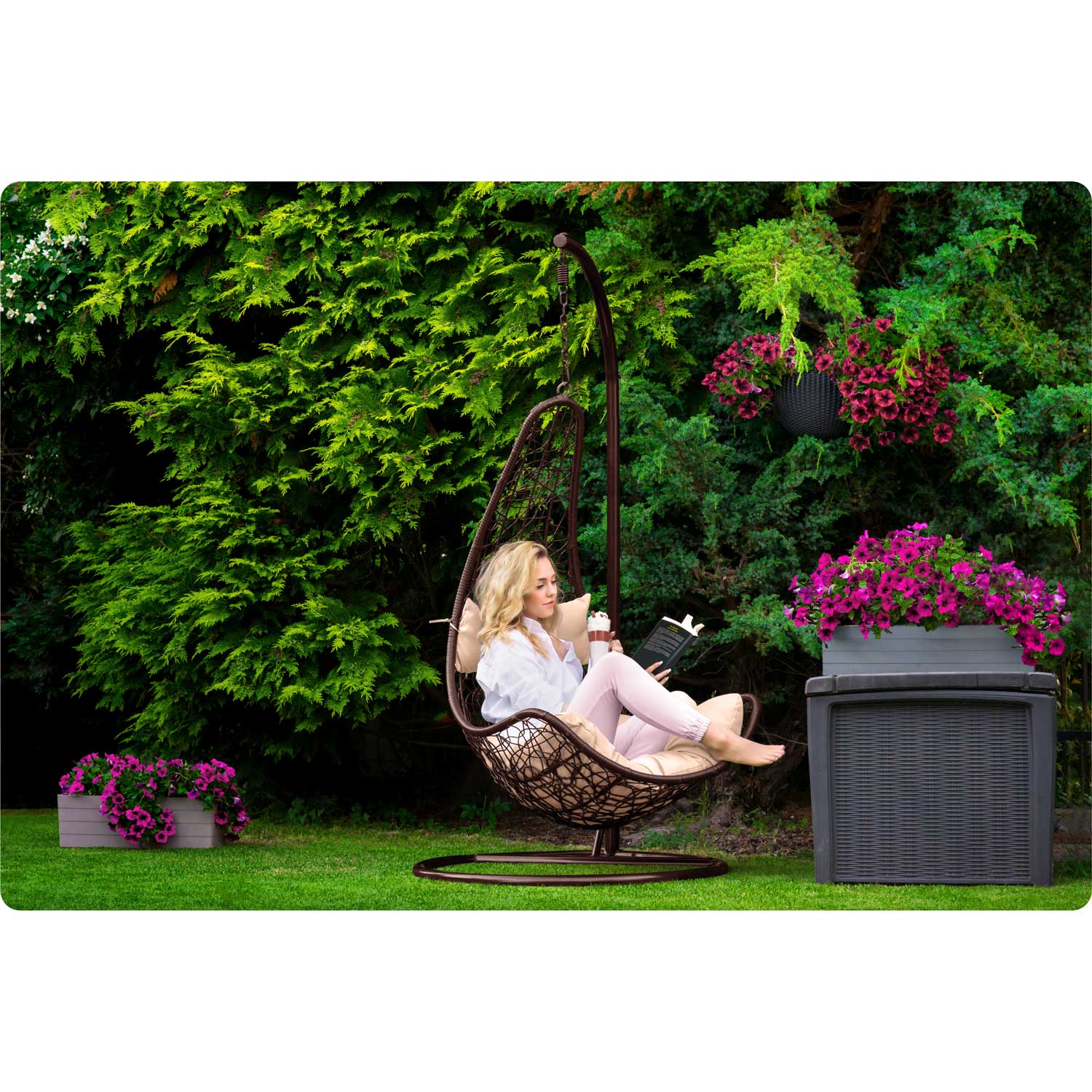 Стильне Підвісне Садове Крісло Cabana Коричневе з Бежевими Подушками для Природного Комфорту - Зображення 10