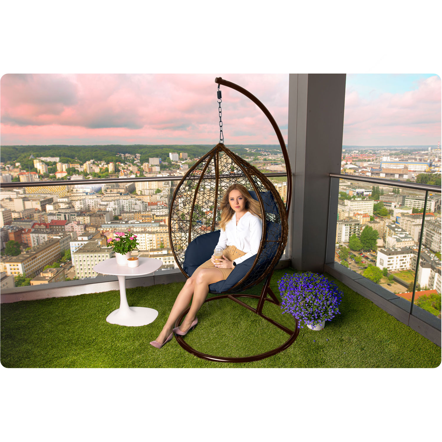 Сучасне Підвісне Крісло Hawana Sofotel Коричневе з Темно-Синіми Подушками для Садового Акценту - Зображення 4