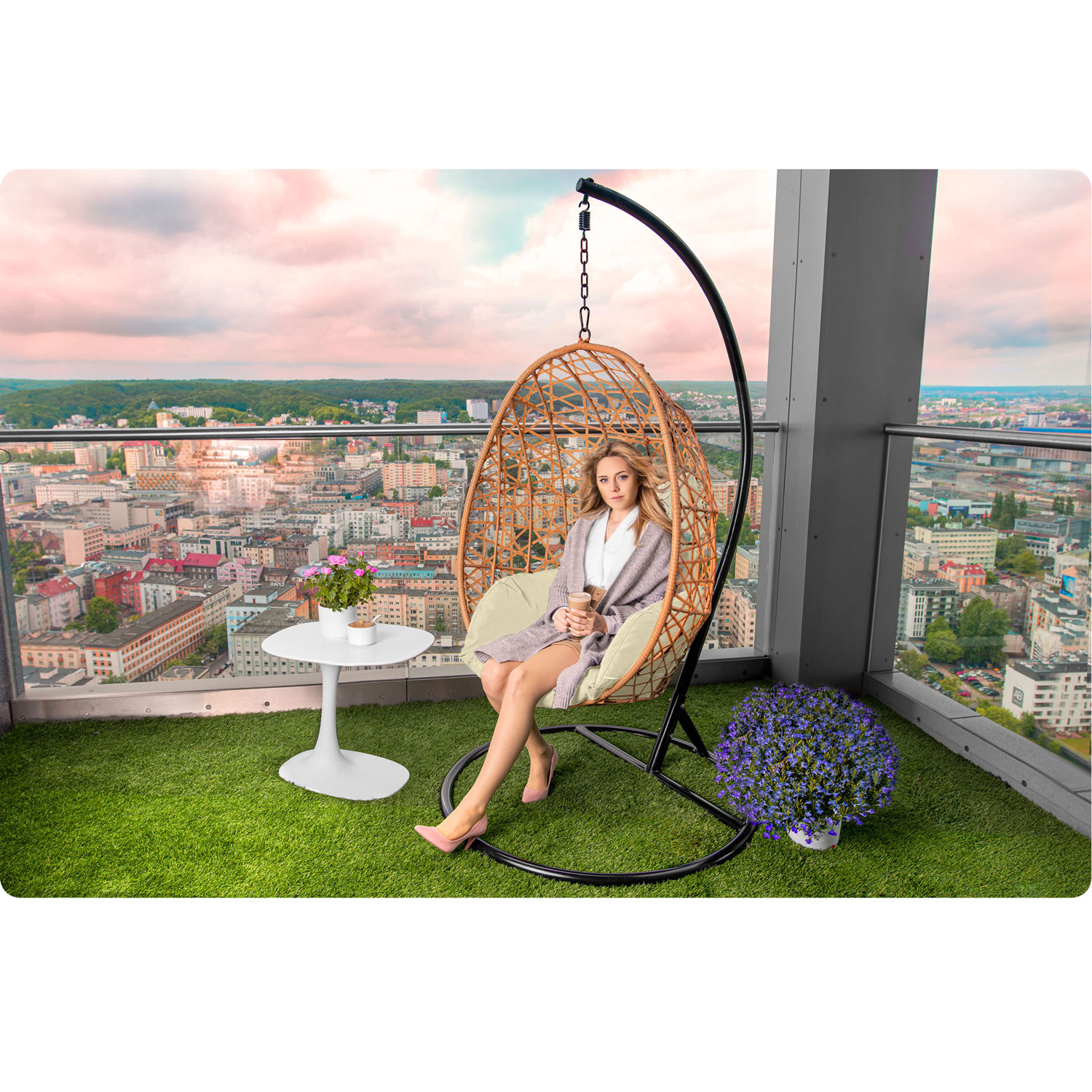 Підвісне Садове Крісло Sabana Sofotel Чорне з Бежевими Подушками для Елегантного Відпочинку - Зображення 4