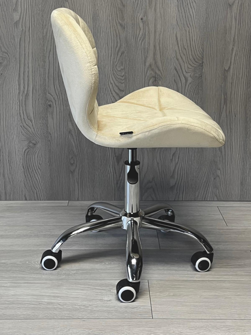 Офісне Крісло Lugano Vasto Velvet Beige Ергономічне та Стильне для Комфортної Роботи - Зображення 3