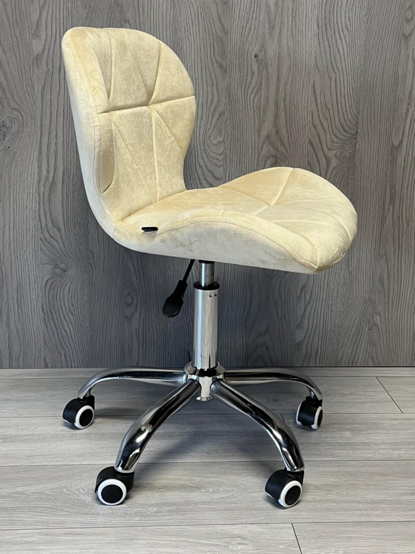 Офісне Крісло Lugano Vasto Velvet Beige Ергономічне та Стильне для Комфортної Роботи - Зображення 2